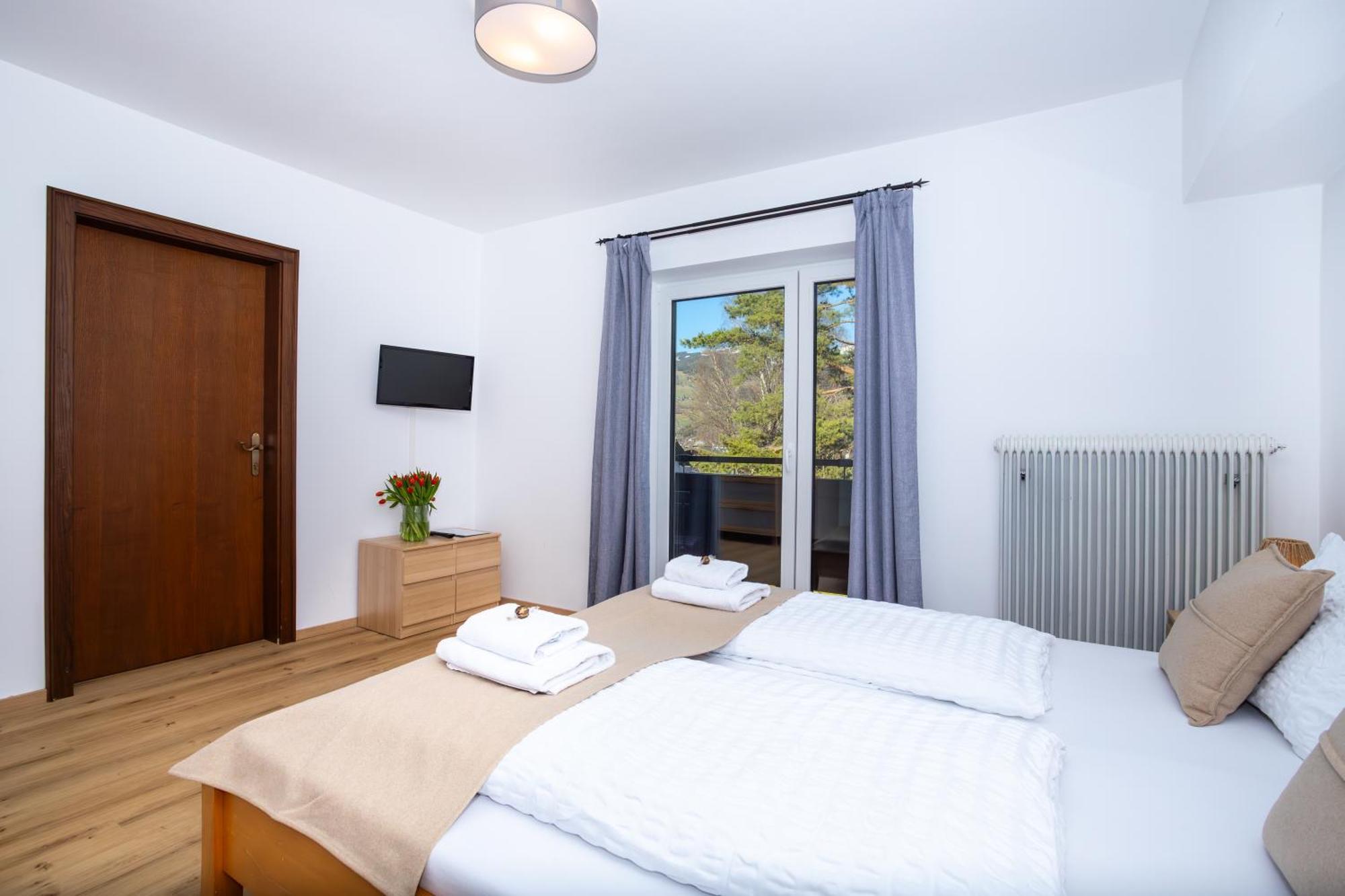 Alpina Apartments - Zell Am See Buitenkant foto