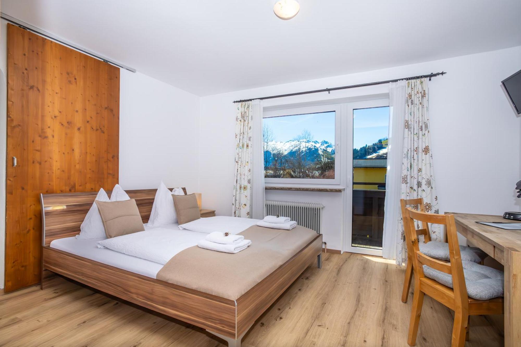 Alpina Apartments - Zell Am See Buitenkant foto