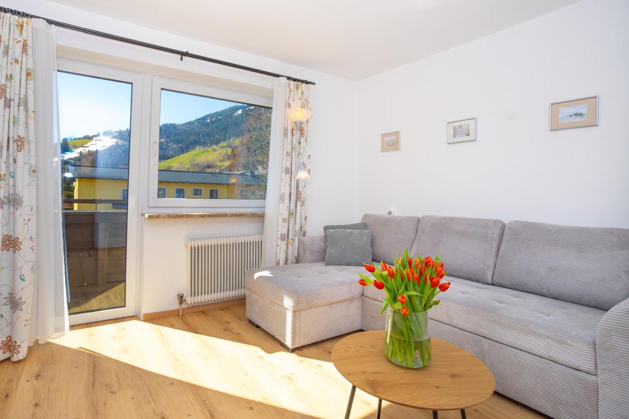 Alpina Apartments - Zell Am See Buitenkant foto